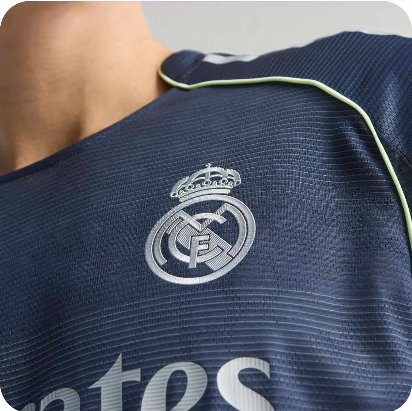 تيشيرت ريال مدريد الثاني نسخه لاعب 25-26