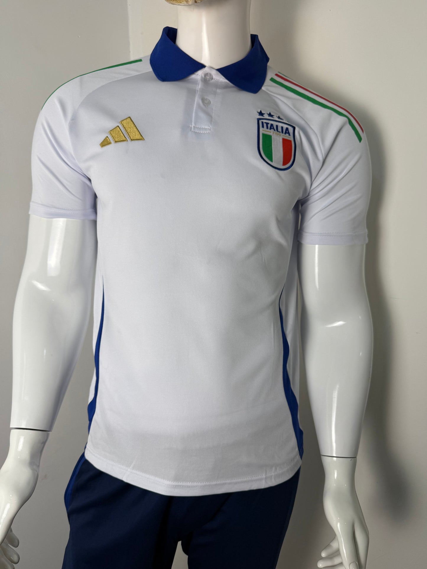 تراك منتخب ايطاليا.