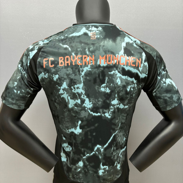 تيشيرت بايرن ميونخ الثاني نسخه لاعب 24-25