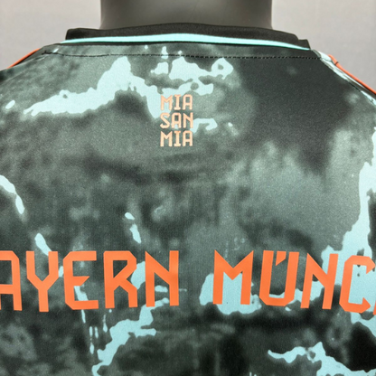 تيشيرت بايرن ميونخ الثاني نسخه لاعب 24-25