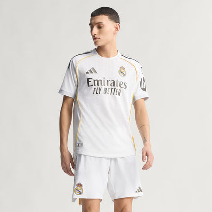 عرض خاص تيشيرت وشورت نسخه لاعب ريال مدريد25-26