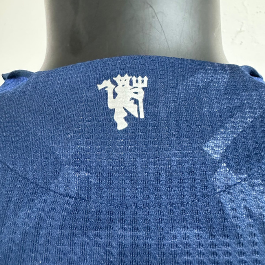 تيشيرت مانشستير يونايتد الاحتياطي نسخه مشجع 2025