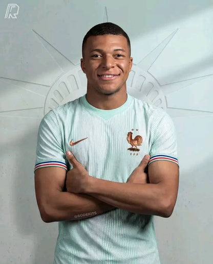 تيشيرت منتخب فرنسا الثاني 2026 نسخه لاعب