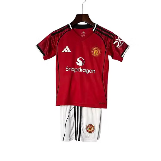 تيشيرت  وشورت مان يونايتد 2026نسخه ولادي