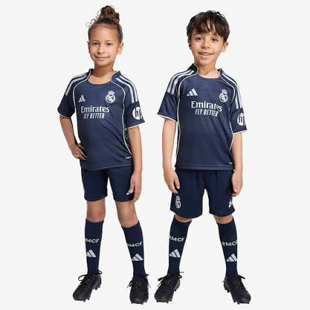تيشيرت وشورت ريال مدريد اطفال الثاني 2026