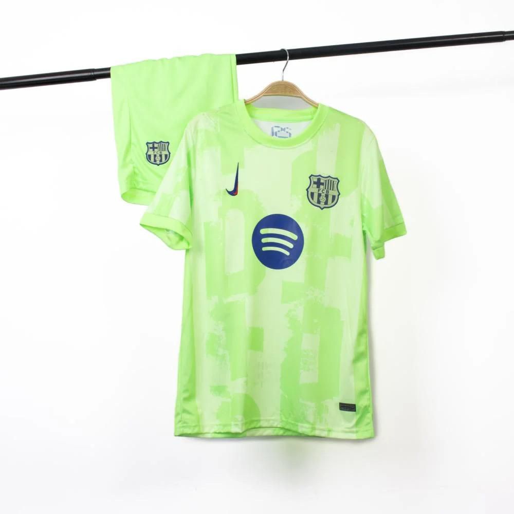 تيشيرت وشورت برشلونة الثالث نسخه مشجع 2025