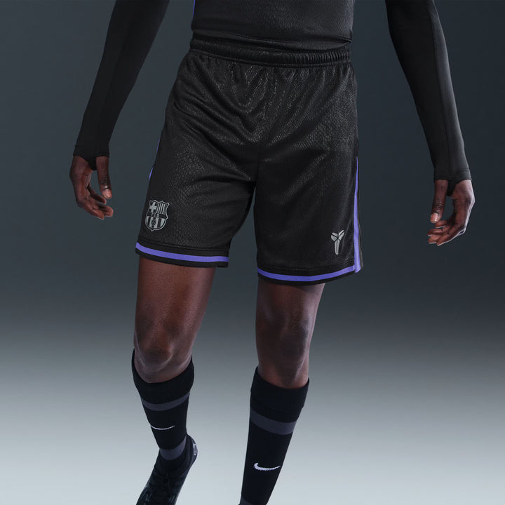 شورت برشلونه الثاني ٢٠٢٦ نسخه مشجع