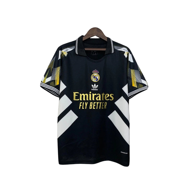 تيشيرت ريال مدريد الاسود نسخه خاصة 2026