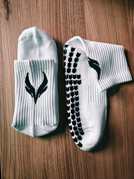 جواريب نص جلاتيني ابيض