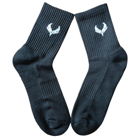 جواريب نص اسود