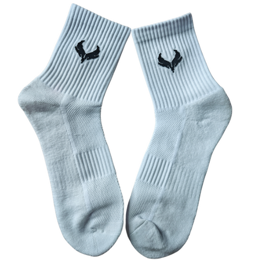 جواريب نص ابيض ورصاصي