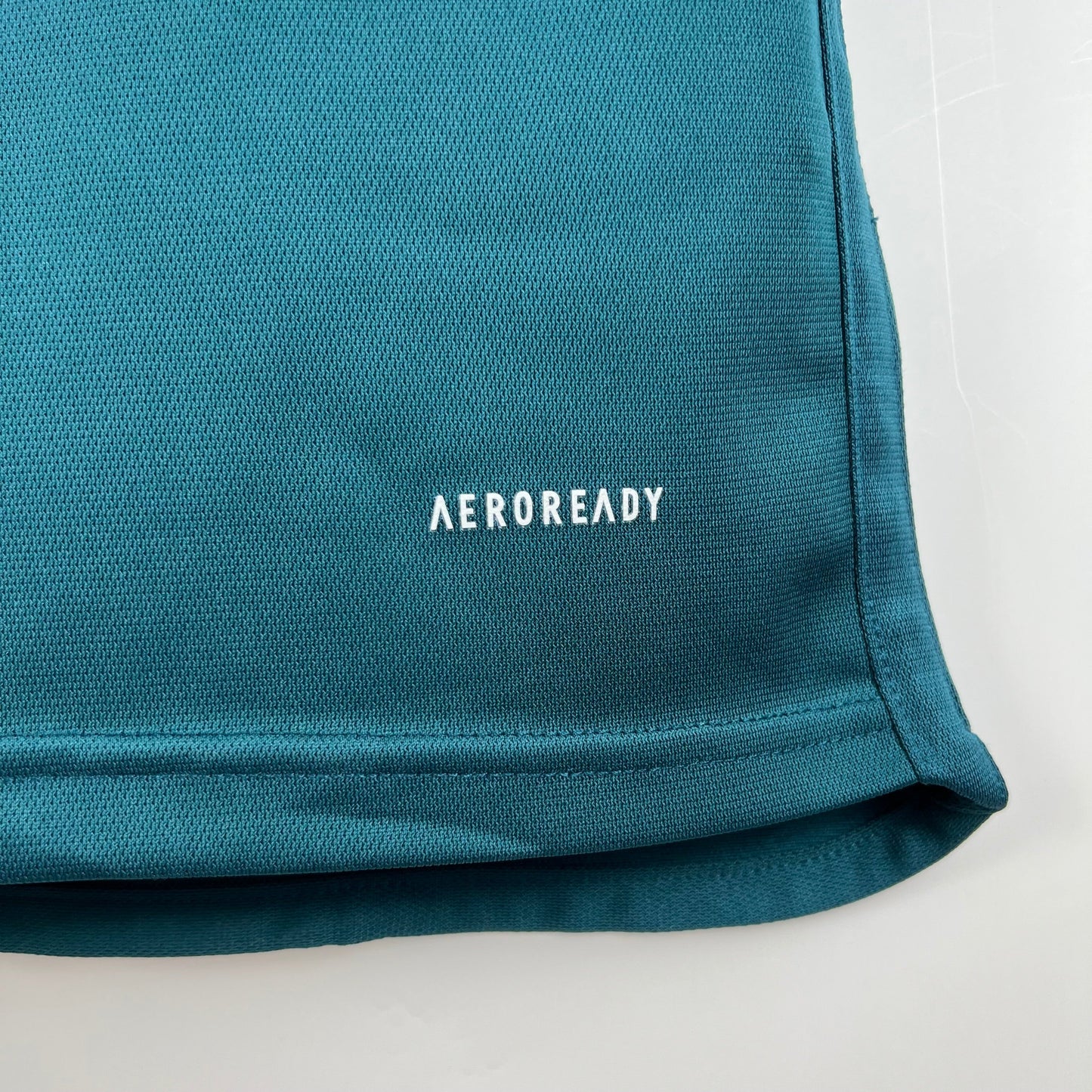 جيرسي الثالث لأرسنال 2023/24