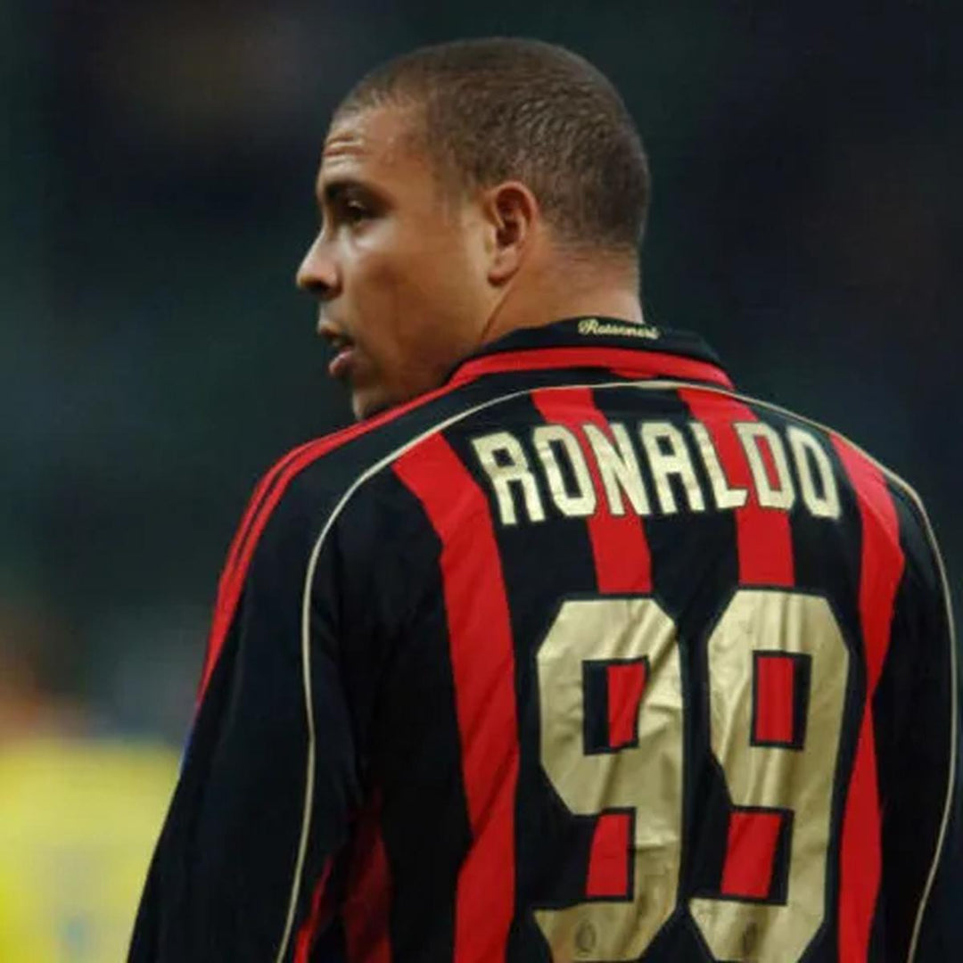 AC Milan HOME CLASSIC 2006/07 with RONALDO 99