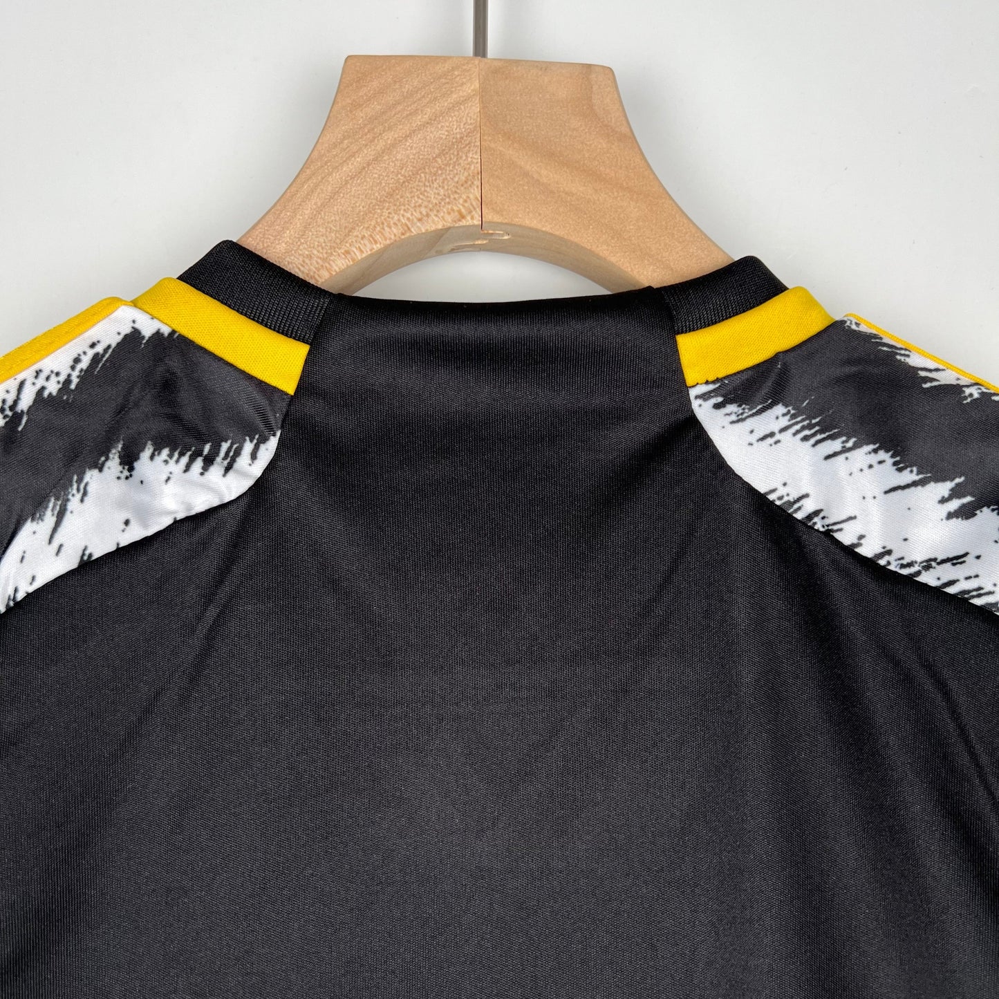 JUVENTUS HOME kit kids 2023/24