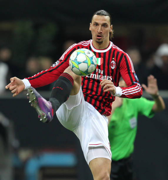 ميلان هوم كلاسيك 2011/12 كم طويل مع ابراهيموفيتش 11